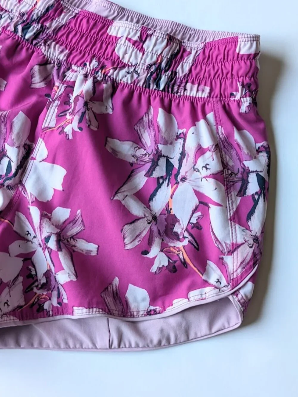 Avia Athletic Active Reversible Floral Magenta Running Shorts Girls L(10-12)